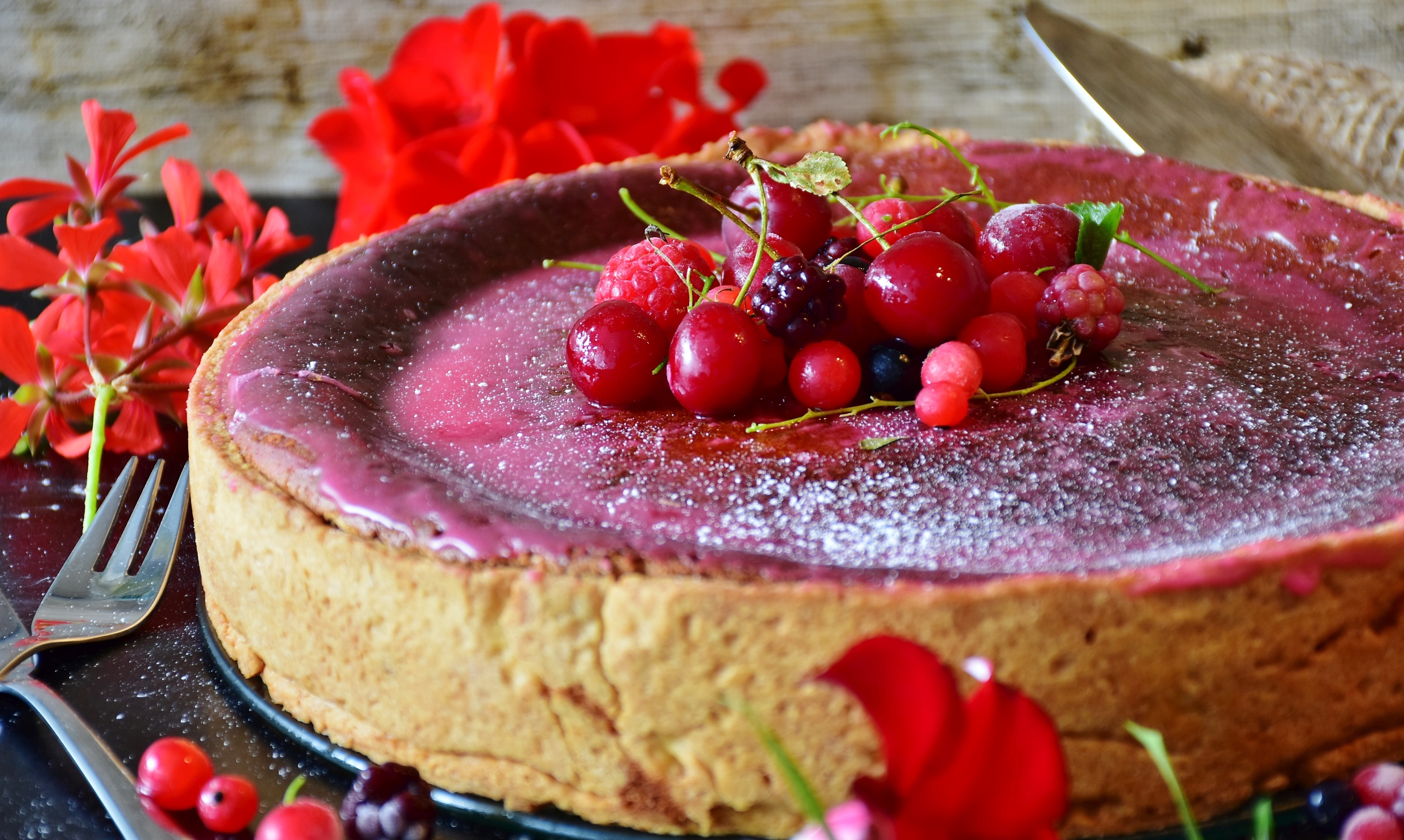 Fresh berry cheesecake